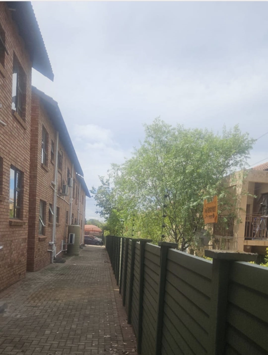 2 Bedroom Property for Sale in Pellissier Free State